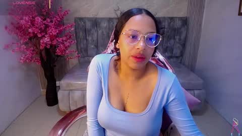 Zhara  online show from September 2025 04:14:02 AM