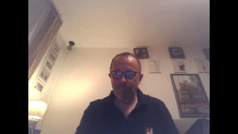 Zippi online show from September 2025 06:42:01 PM