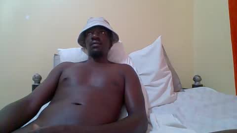 Zlatann2012 online show from November 2025 09:37:02 AM