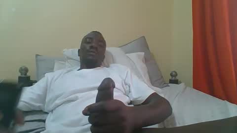 Zlatann2012 online show from November 2025 10:26:02 AM