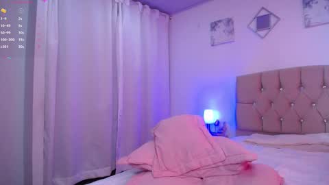 ZOEE online show from December 2024 05:03:01 PM