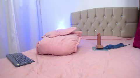 ZOEE online show from February 2025 03:07:01 AM