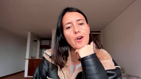 ZOE online show from September 2025 07:48:01 PM