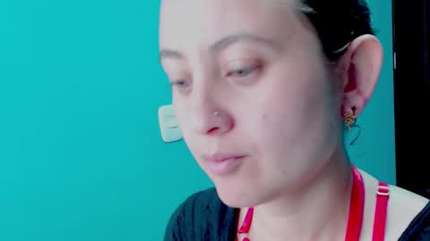 Zoe online show from December 2024 12:15:01 PM