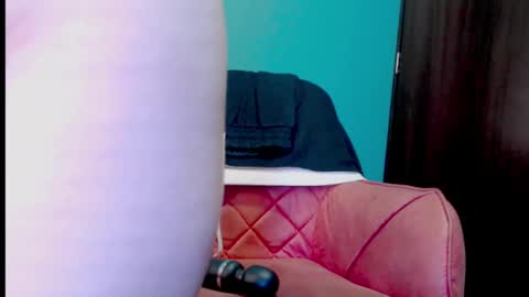 Zoe online show from February 2025 04:16:02 PM