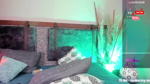 Zoe online show from December 2024 02:55:01 PM