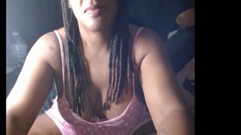 zuriluxe45 online show from September 2025 02:57:01 AM