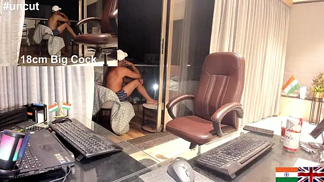 Snapshot of OnlineBossUK chatting on February 2025 05:54:01 PM OnlineBossUK online show from February 2025 05:54:01 PM