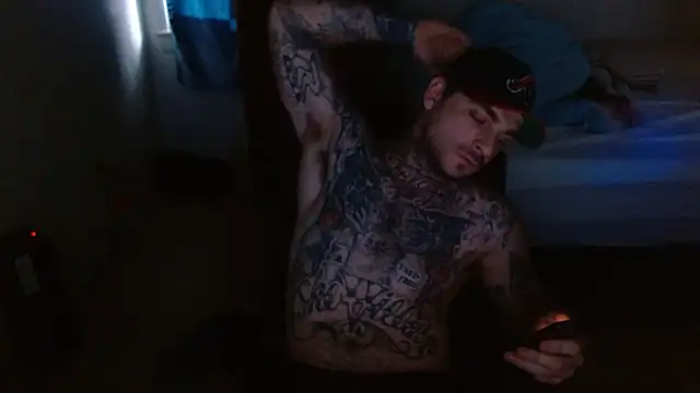 Snapshot of DADDY_KANE8--- chatting on November 2025 07:40:03 PM DADDY KANE8--- online show from November 2025 07:40:03 PM