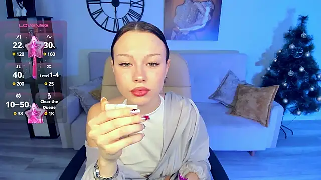 KaitieLove online show from December 2024 08:54:01 PM