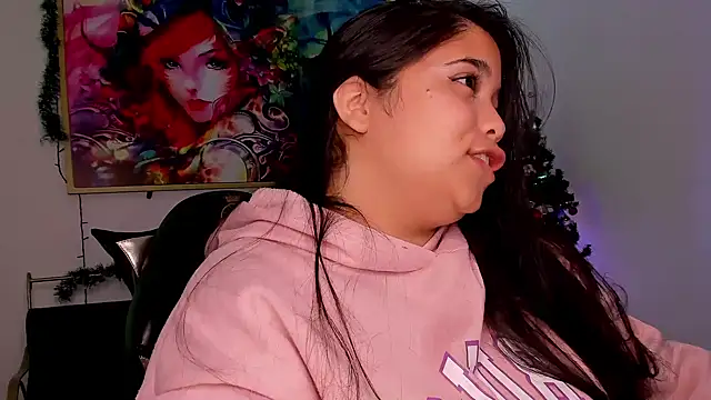 tati reyess online show from December 2024 07:14:01 PM