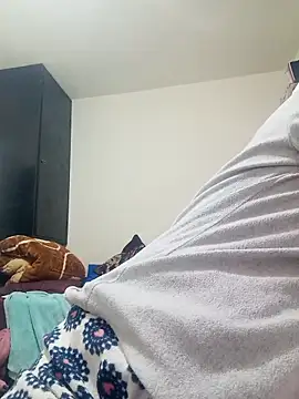 Snapshot of lolo890 chatting on November 2025 10:43:02 PM lolo890 online show from November 2025 10:43:02 PM