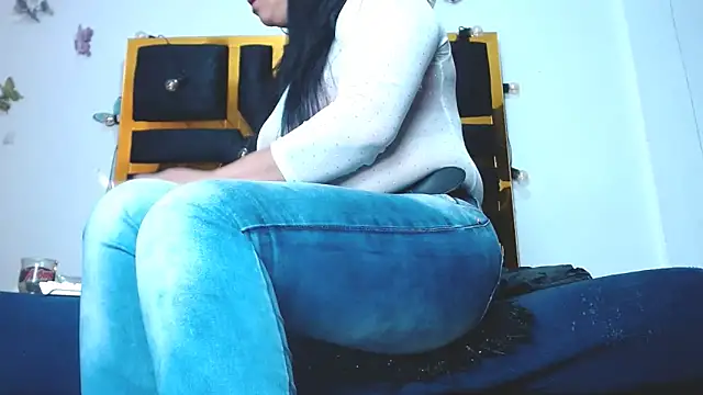 Snapshot of Helennahot chatting on January 2025 12:48:02 AM Helennahot online show from January 2025 12:48:02 AM