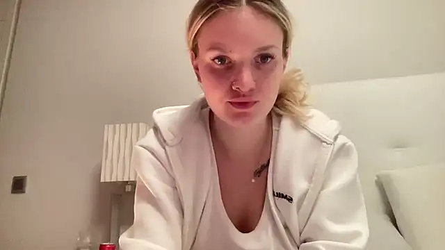 mariemelissah online show from December 2024 10:07:01 AM
