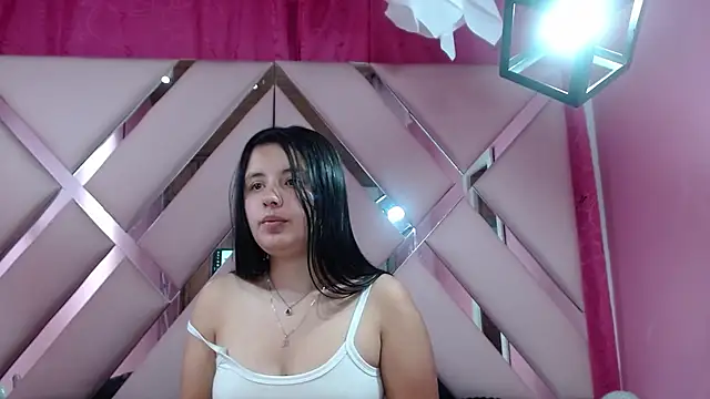 nathaly low1 online show from December 2024 03:21:02 AM