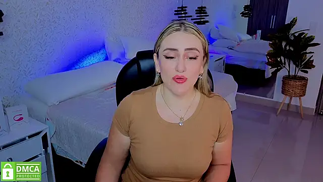 Snapshot of ELA_PS chatting on October 2025 12:08:02 PM ELA PS online show from October 2025 12:08:02 PM