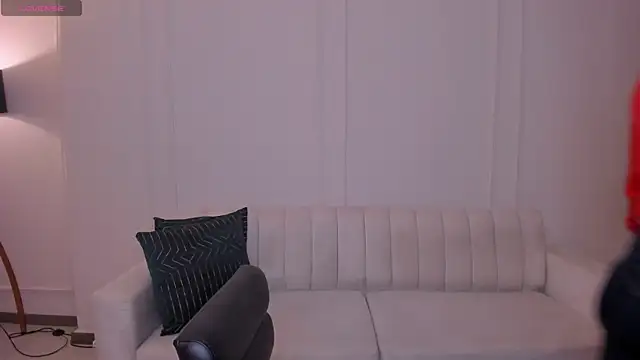 SunnyRivers online show from November 2025 06:18:02 PM