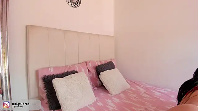 Snapshot of leticiapuerta9 chatting on February 2025 08:47:01 PM leticiapuerta9 online show from February 2025 08:47:01 PM