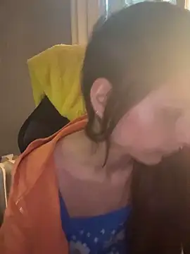 LaPetitechienne1 online show from January 2025 02:15:02 PM