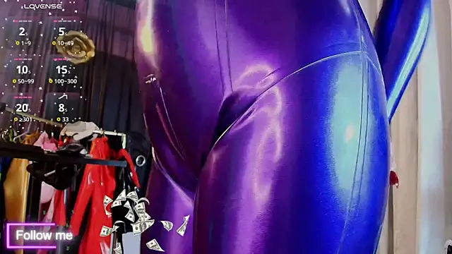 LatexDevil Blondie online show from September 2025 01:34:02 PM