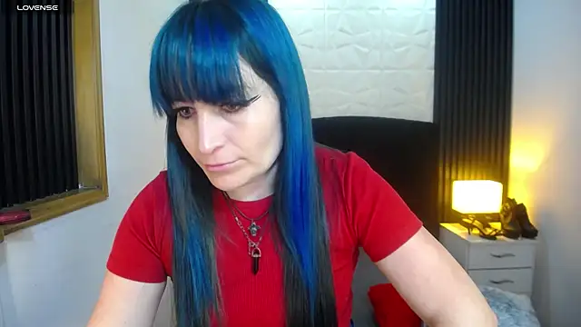 alicia moom online show from December 2024 01:51:01 PM