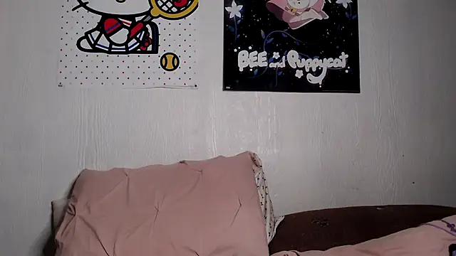 Cupcakecutie449 online show from March 2025 04:54:02 AM
