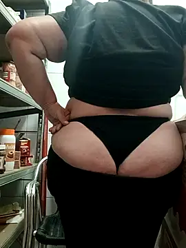 Snapshot of eroticjessitop chatting on November 2025 05:23:01 PM eroticjessitop online show from November 2025 05:23:01 PM