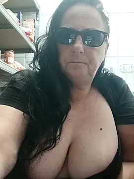 Snapshot of eroticjessitop chatting on November 2025 06:08:02 PM eroticjessitop online show from November 2025 06:08:02 PM