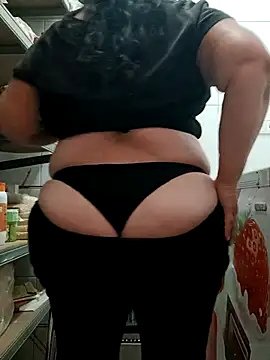 Snapshot of eroticjessitop chatting on December 2025 04:27:01 PM eroticjessitop online show from December 2025 04:27:01 PM