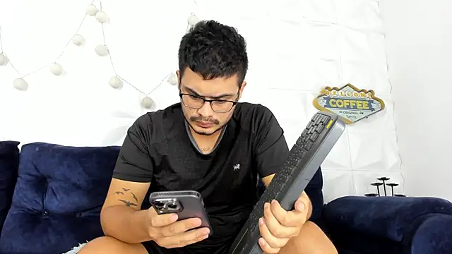 willy colombia online show from January 2025 01:51:02 AM