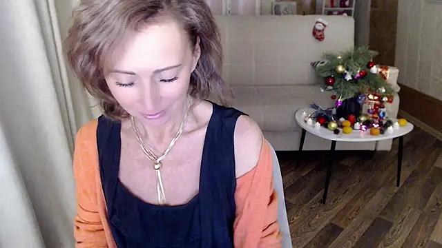 HornyMilf 777 online show from December 2024 04:43:01 AM
