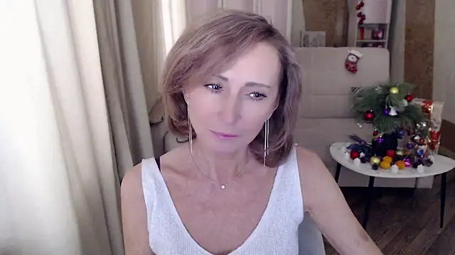 HornyMilf 777 online show from December 2024 08:13:01 AM