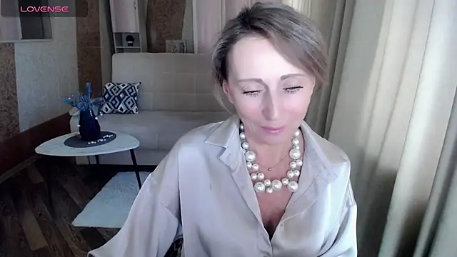 HornyMilf 777 online show from February 2025 05:14:02 AM
