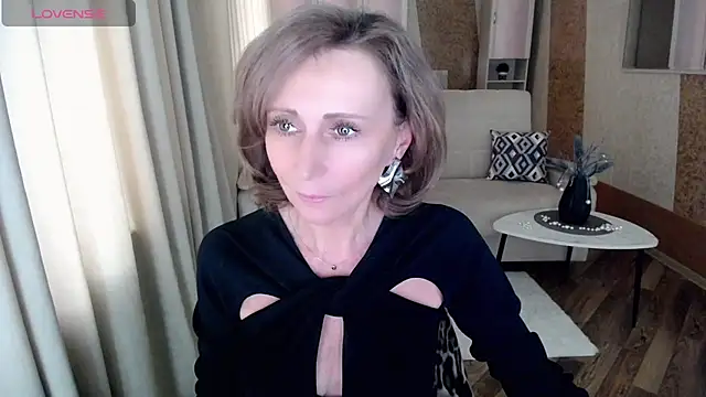 HornyMilf 777 online show from February 2025 05:05:02 AM