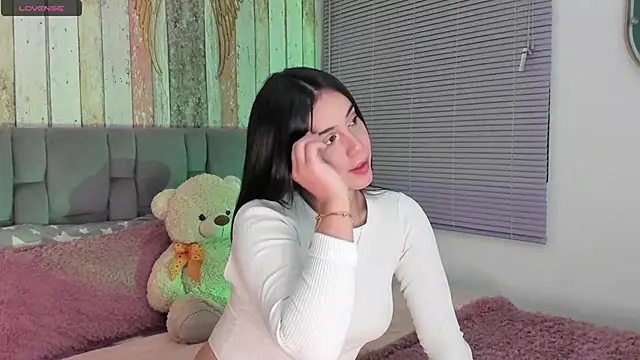Gigi-bom online show from December 2024 12:08:01 AM