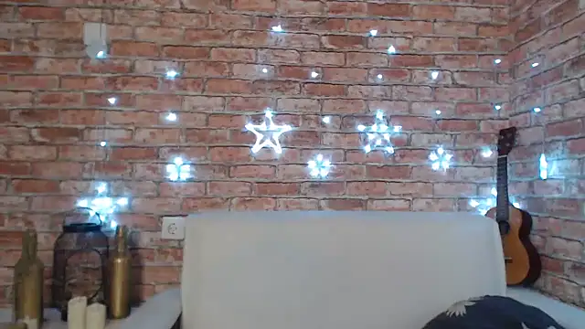 Amelia Kiss  online show from December 2024 03:49:02 AM