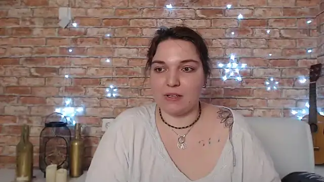 Amelia Kiss  online show from December 2024 04:47:02 AM