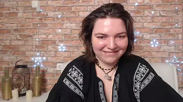 Amelia Kiss  online show from March 2025 12:48:02 AM