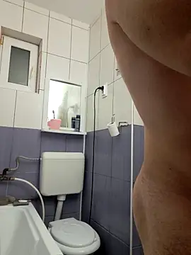 Snapshot of hornny1995 chatting on December 2025 04:01:02 PM hornny1995 online show from December 2025 04:01:02 PM