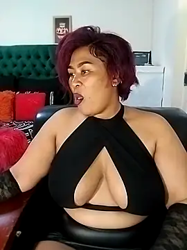 Snapshot of KINKYTEE20 chatting on November 2025 06:10:02 PM KINKYTEE20 online show from November 2025 06:10:02 PM