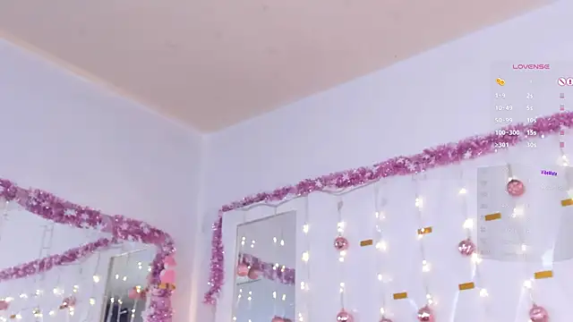 Gabbyy  online show from December 2024 06:06:02 PM