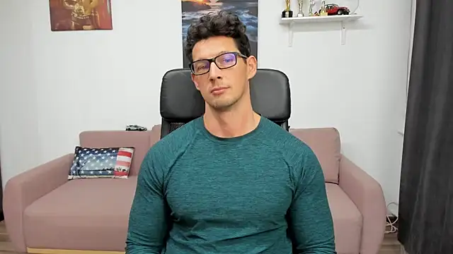 BrutusK08 online show from December 2024 02:04:01 PM