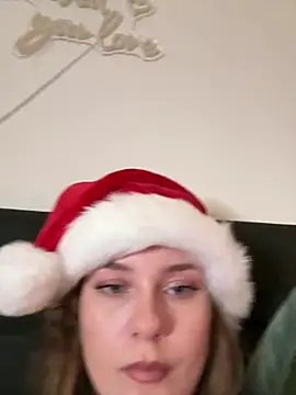 MaribelRiver online show from December 2024 06:27:01 PM