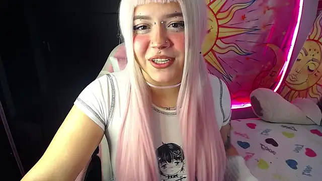 Snapshot of sara_winehouse1 chatting on November 2025 04:00:01 AM sara winehouse1 online show from November 2025 04:00:01 AM