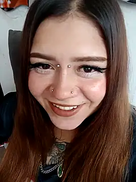 Snapshot of sara_winehouse1 chatting on November 2025 07:57:01 PM sara winehouse1 online show from November 2025 07:57:01 PM