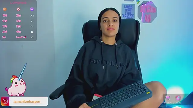 Snapshot of ChloeHarper_ chatting on December 2024 11:54:02 AM ChloeHarper online show from December 2024 11:54:02 AM