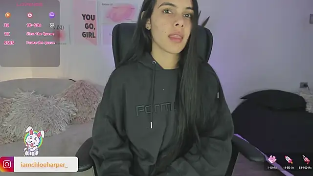 Snapshot of ChloeHarper_ chatting on February 2025 01:00:02 PM ChloeHarper online show from February 2025 01:00:02 PM