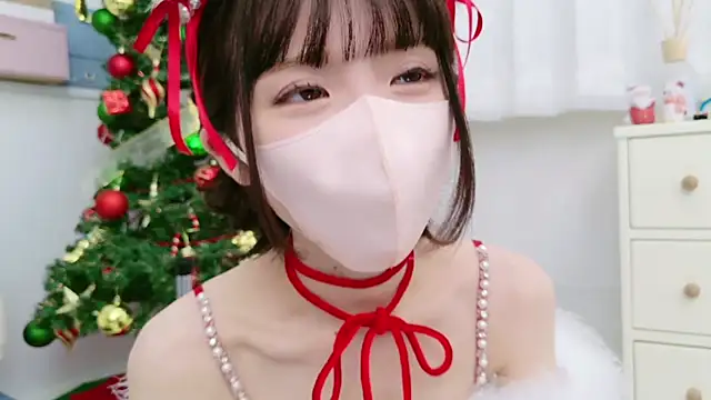 -minami- online show from December 2024 02:33:01 PM