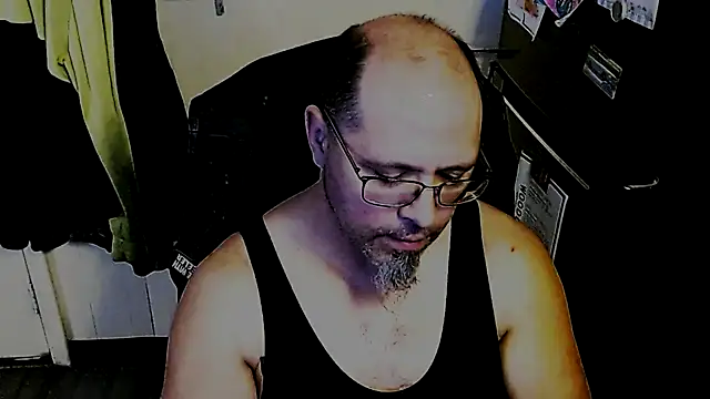 Snapshot of KrazyLegz chatting on November 2025 05:12:02 PM KrazyLegz online show from November 2025 05:12:02 PM