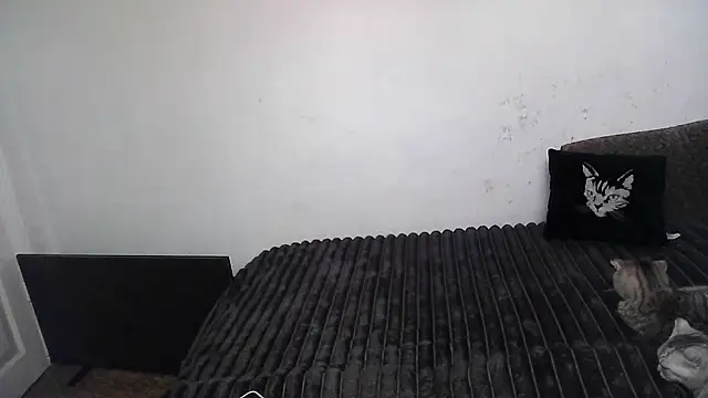 Snapshot of ElizaSwon chatting on September 2025 01:44:02 PM ElizaSwon online show from September 2025 01:44:02 PM